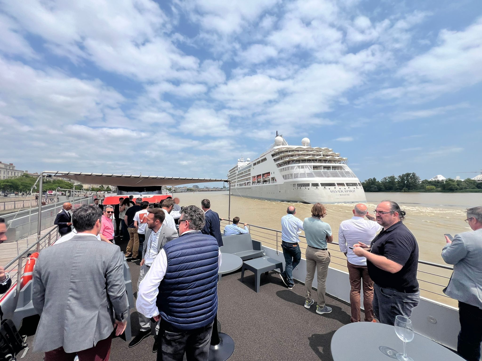 bordeaux-bord